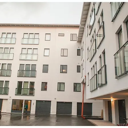 Aparthotel Crystal Suites 1 *